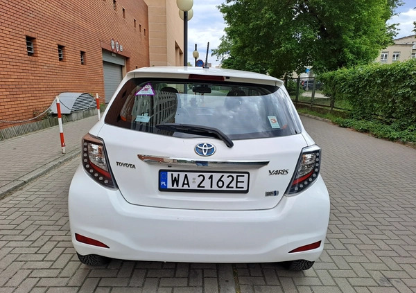 Toyota Yaris cena 32000 przebieg: 174000, rok produkcji 2012 z Warszawa małe 92